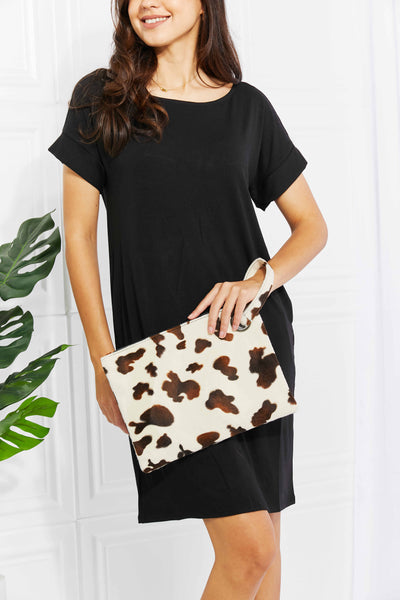 *DoorBuster* Come Along Animal Print Wristlet