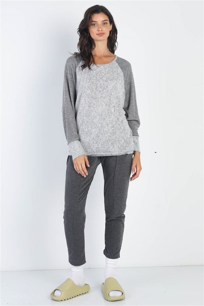 Round Neck Long Sleeve Contrast Top