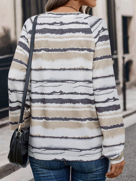 Contrast Stripes V-Neck Long Sleeve T-Shirt