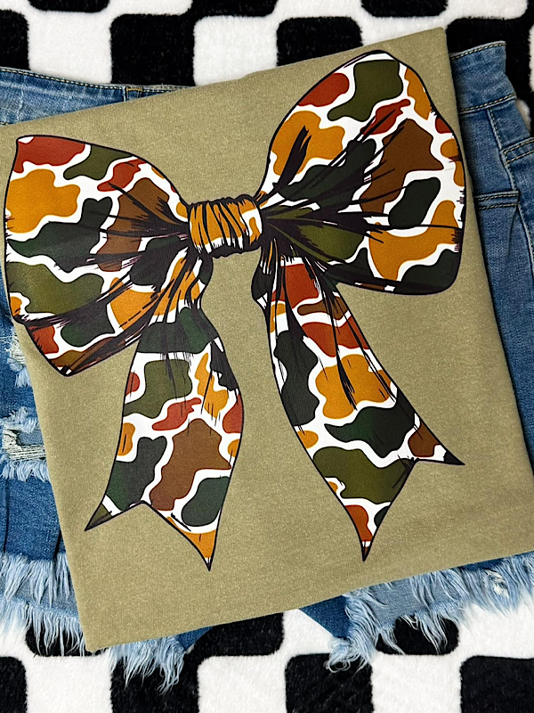 *Preorder* Fall bow tee