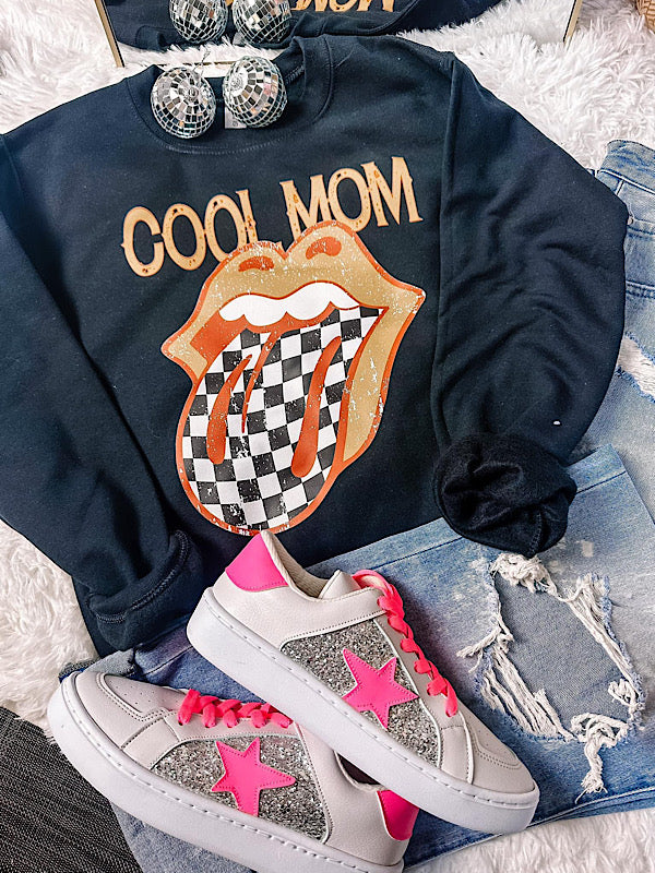 *Preorder* Cool mom