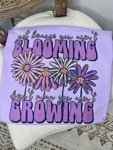 *Preorder* Blooming tee