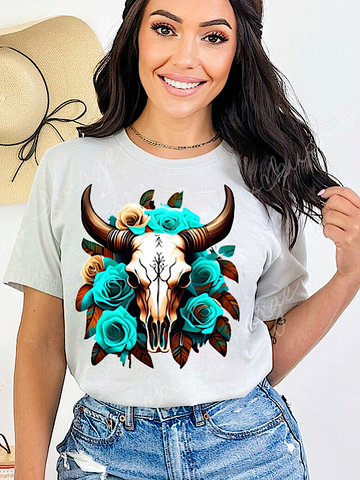 *Preorder* Turquoise skull