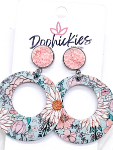 Flower circle earrings