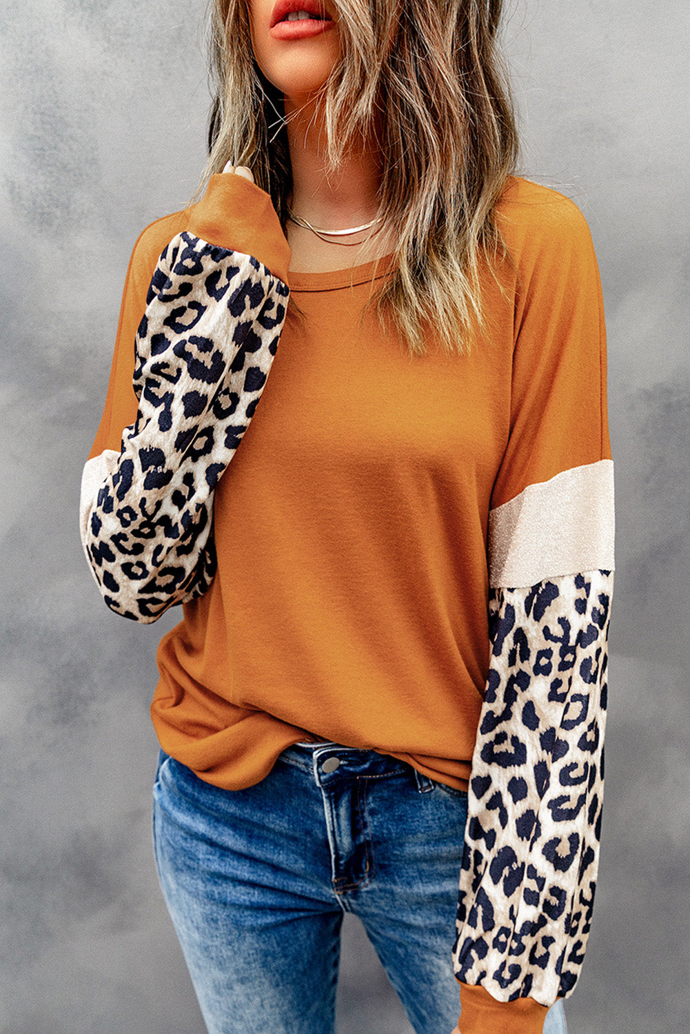 Leopard Long Sleeve Round Neck Sweatshirt