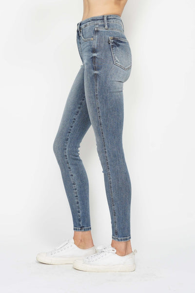 Full Size Tummy Control Contrast Wash Skinny Jeans