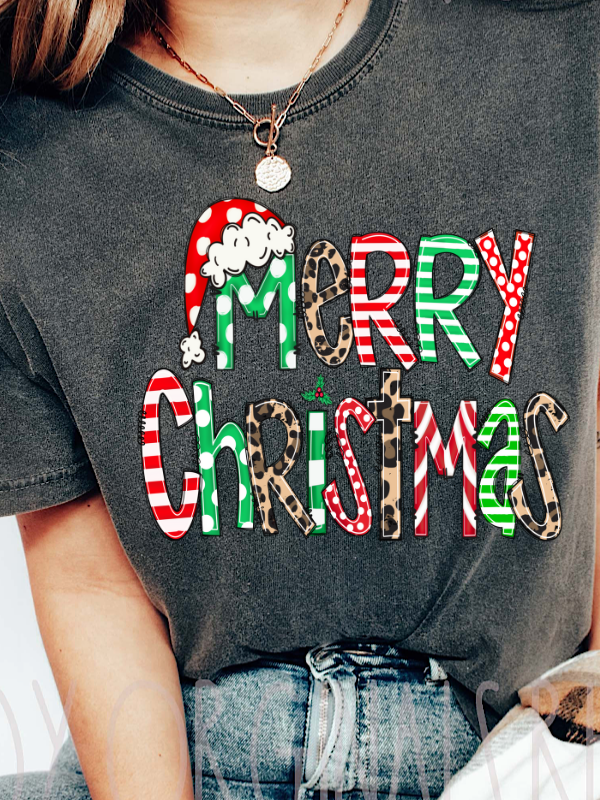 *Preorder* Merry Christmas Doodle (Pepper Comfort Color)