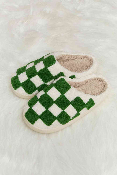 Melody Print Plush Slide Slippers