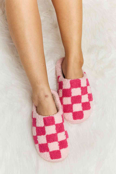 Melody Print Plush Slide Slippers