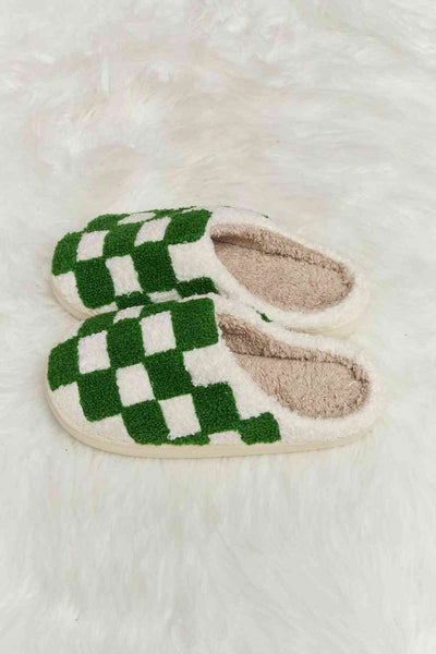 Melody Print Plush Slide Slippers