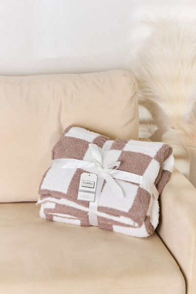 Cuddley Decorative Throw Blanket