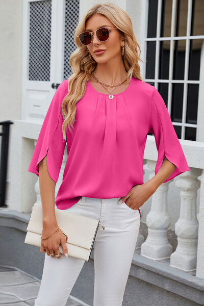 Round Neck Slit Half Sleeve Top