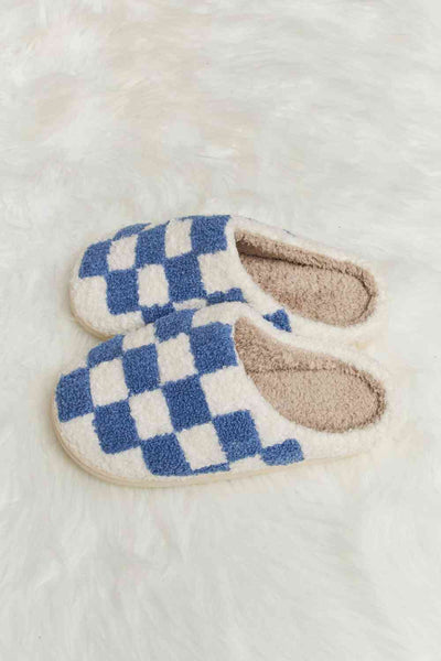 Melody Print Plush Slide Slippers